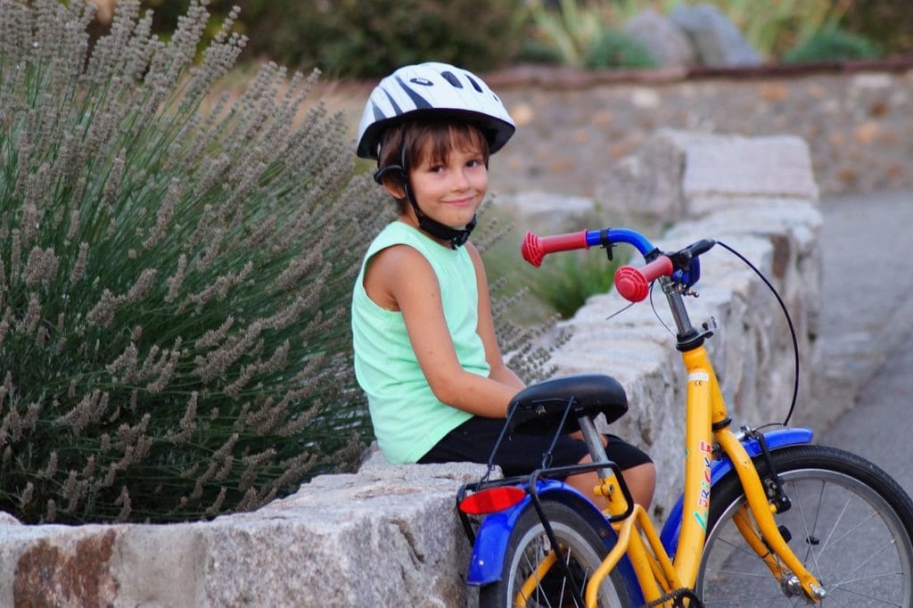 自転車に乗る時におすすめの子供用ヘルメット11選 サイズの選び方